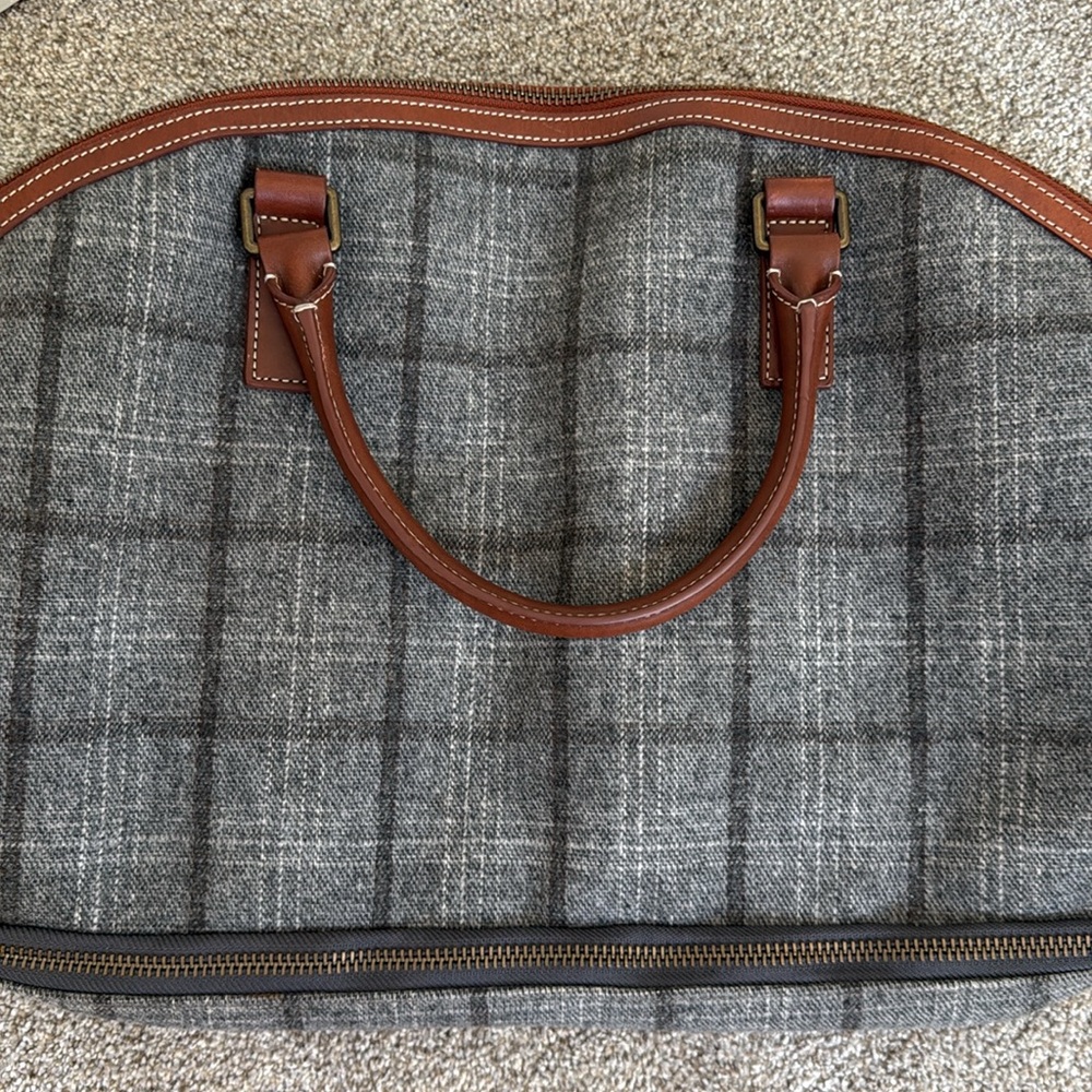 Mark and Graham Brighton Plaid Overnighter Weekender Bag carryon tote durable - Picture 6 of 6